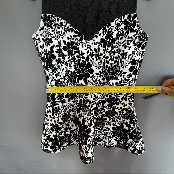 Sloane & Sadie XS black and white velvet textured ruffle hem flare top - Picture 11 of 12